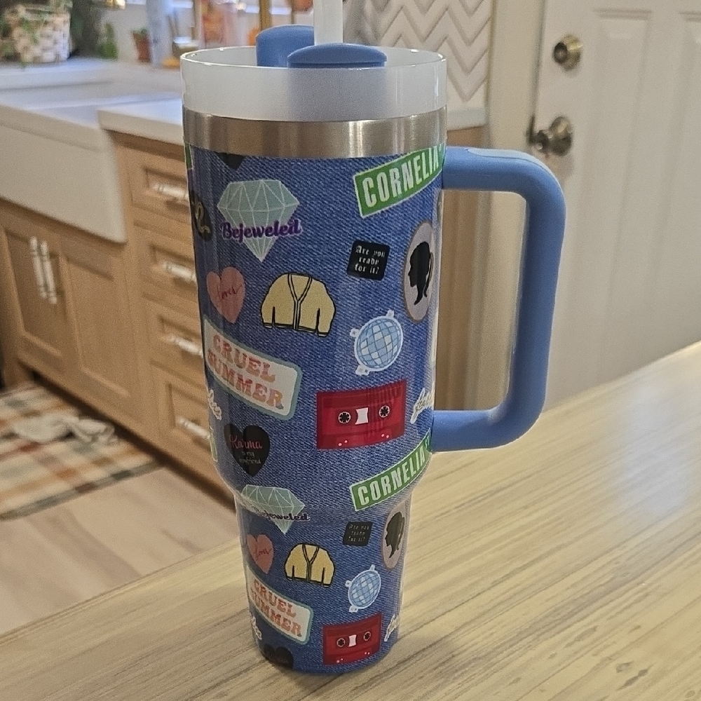 Juggy Taylor Swift Travel Mug